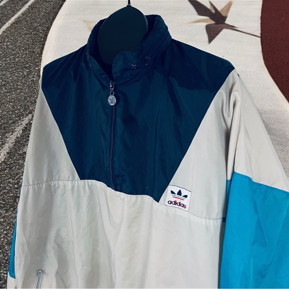 Vintage Adidas Pullover – Size XL - Picture 9 of 9